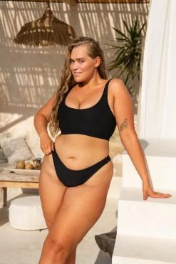 Gia Bikini Top - Black Waffle -Swim Wear Shop Infamous June2024 CasaNomada 6017