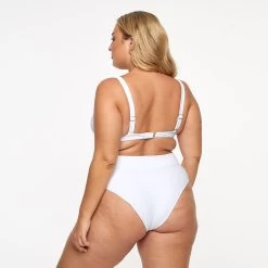 Lola Triangle Top - Fresh White 12 Lola Triangle Top - Fresh White -Swim Wear Shop LolaProofImages1200x12005